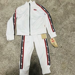 NWT LEVIS TODDLER  2 PIECE JOGGER SET